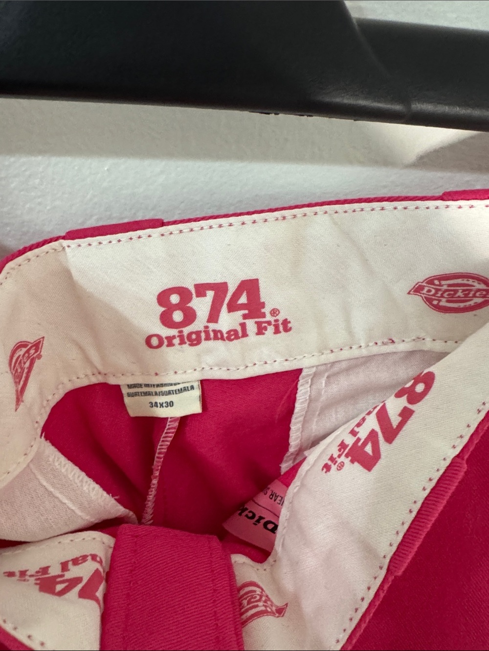 Dickies Men’s 34x30 874 Work Pants Bright/Hot Pink Breast Cancer Awareness NWT - Picture 2 of 13